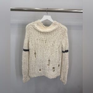 A.L.C
White knit sweater
0